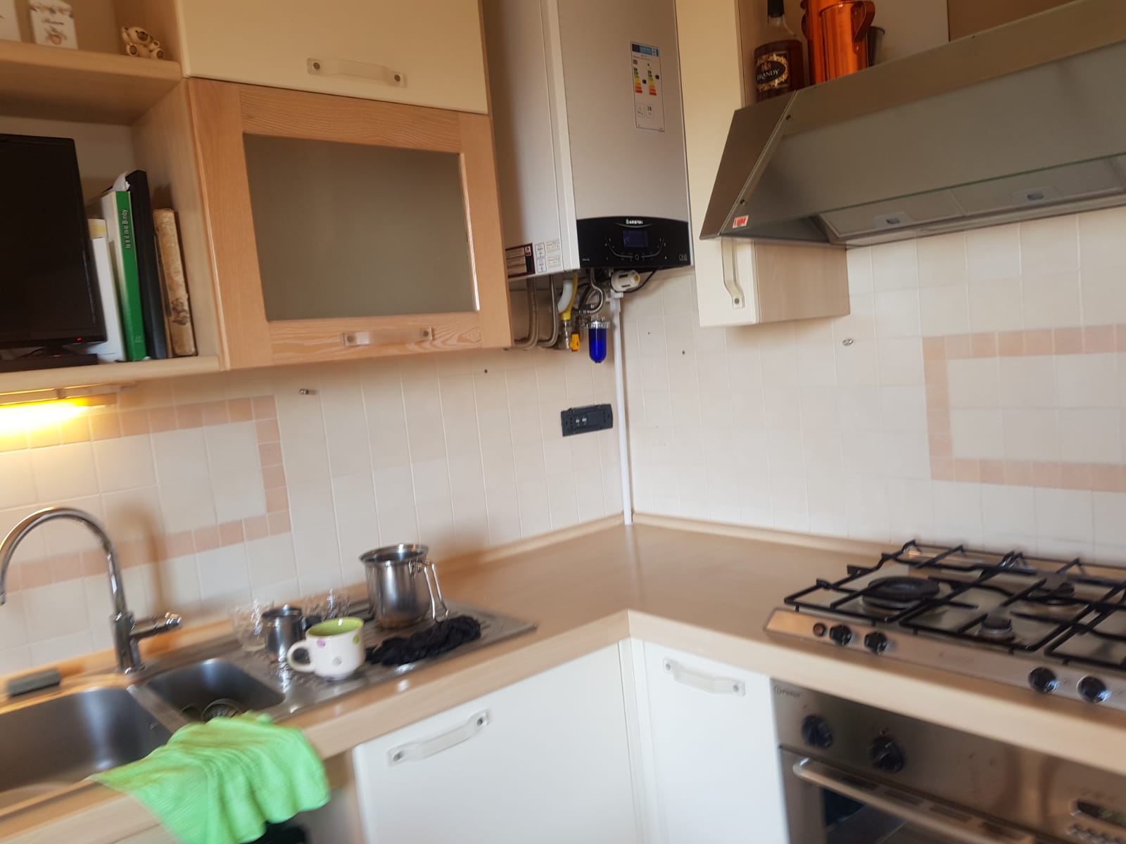 Caldaia installata in una cucina